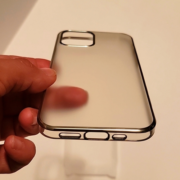 Cafele iPhone 12 max case- silver (6.1inch) - Picture 5 of 9